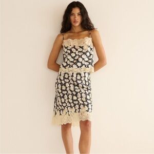 DÔEN NWOT 2-Piece Set LOURE TOP & ELOWETTE SKIRT